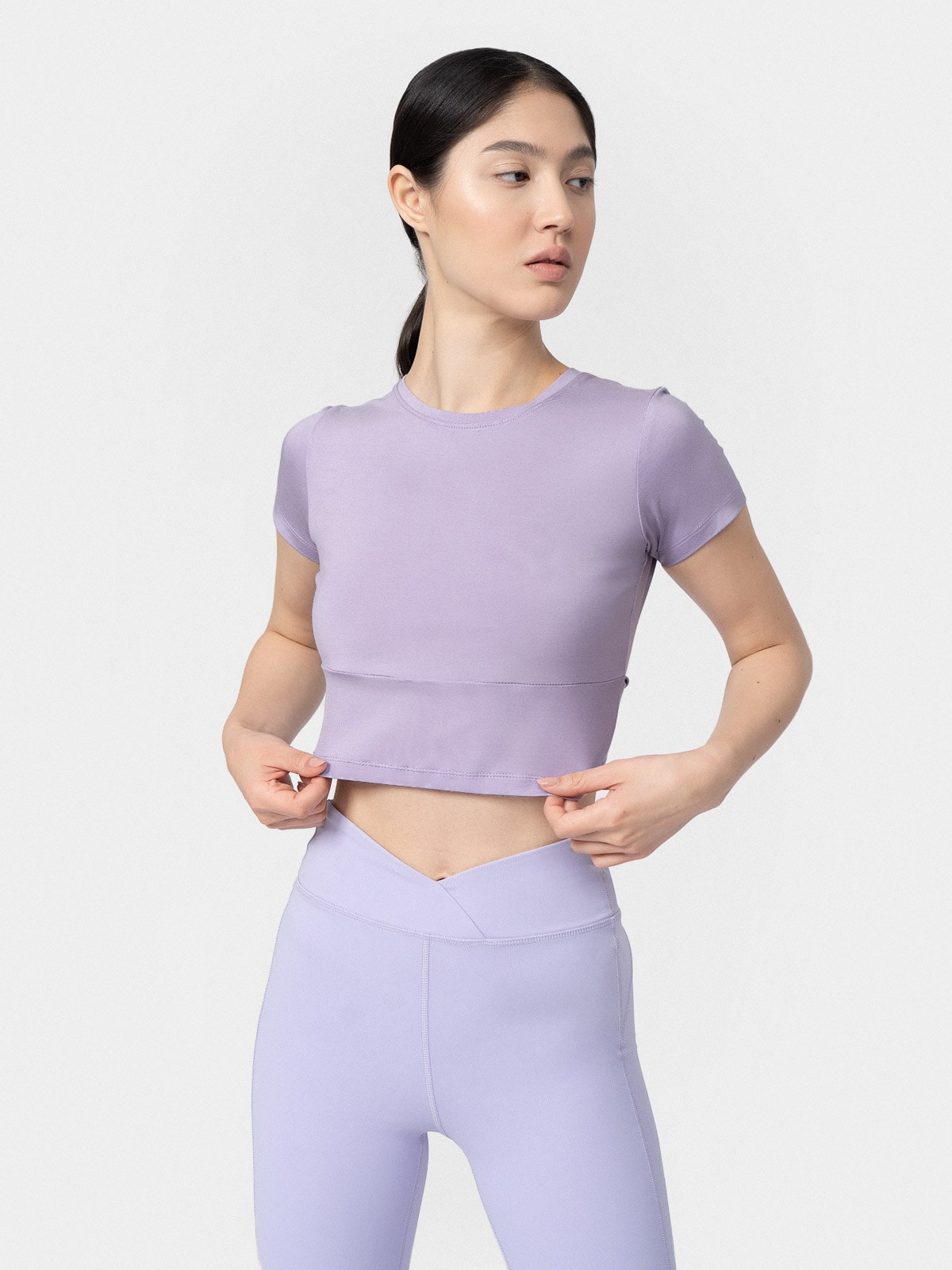 Tricou crop top de yoga cu adaos de fibre reciclate pentru femei